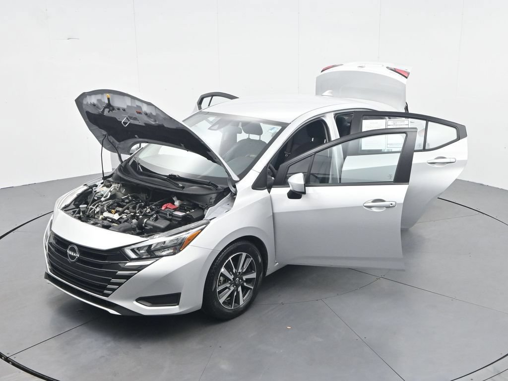 Used 2025 Nissan Versa SV FWD image 46