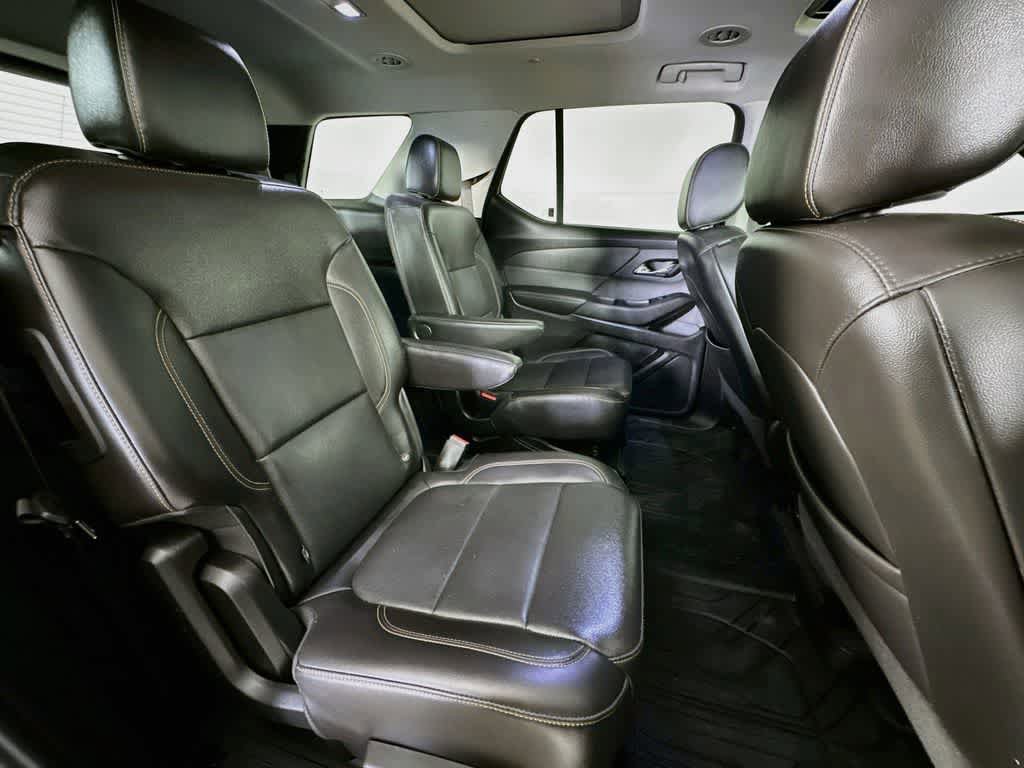 Used 2021 Chevrolet Traverse Premier w/ Redline Edition AWD/4WD image 35