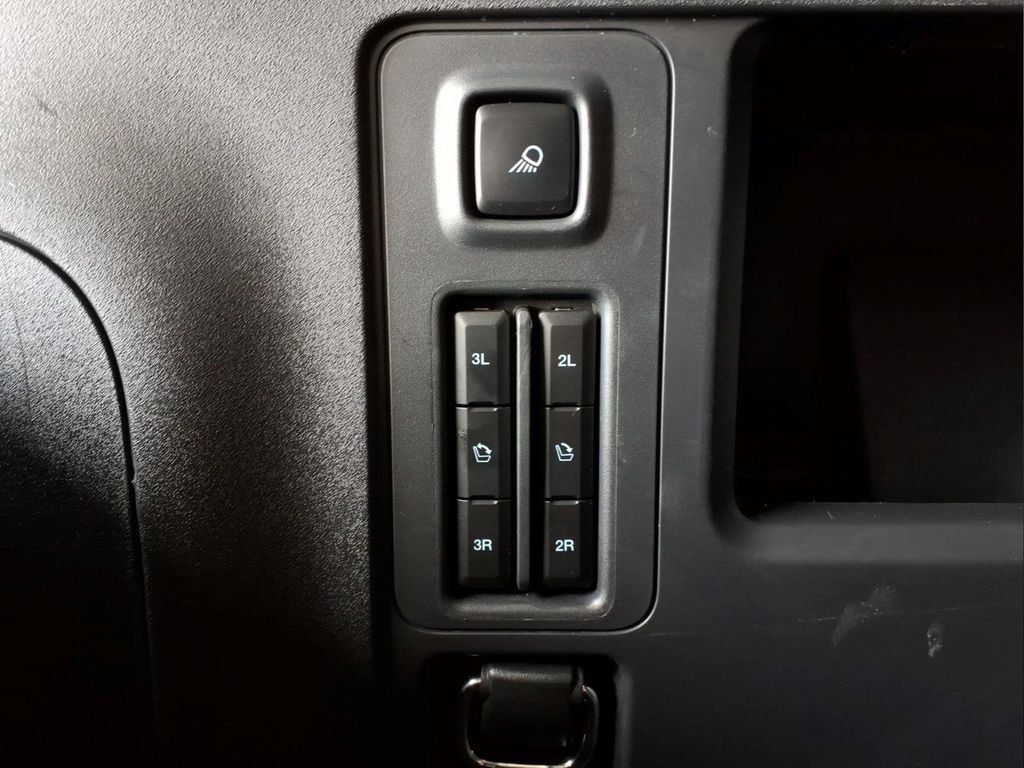 Certified 2025 Ford Expedition Max Platinum w/ Driver's Package AWD/4WD image 25