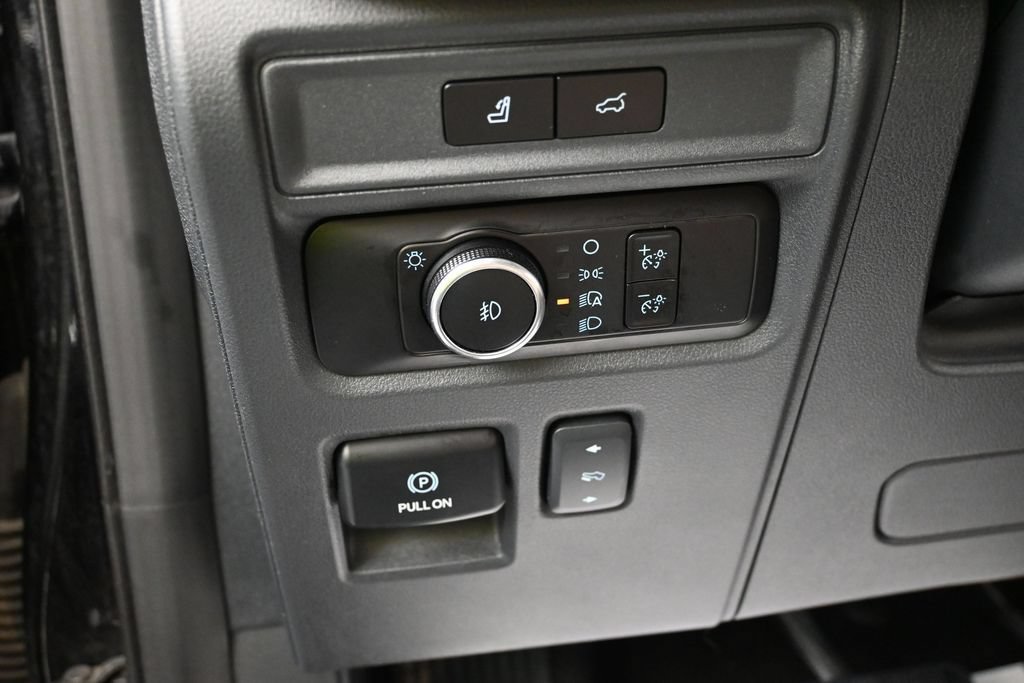 Certified 2024 Ford Expedition Max Limited AWD/4WD image 16