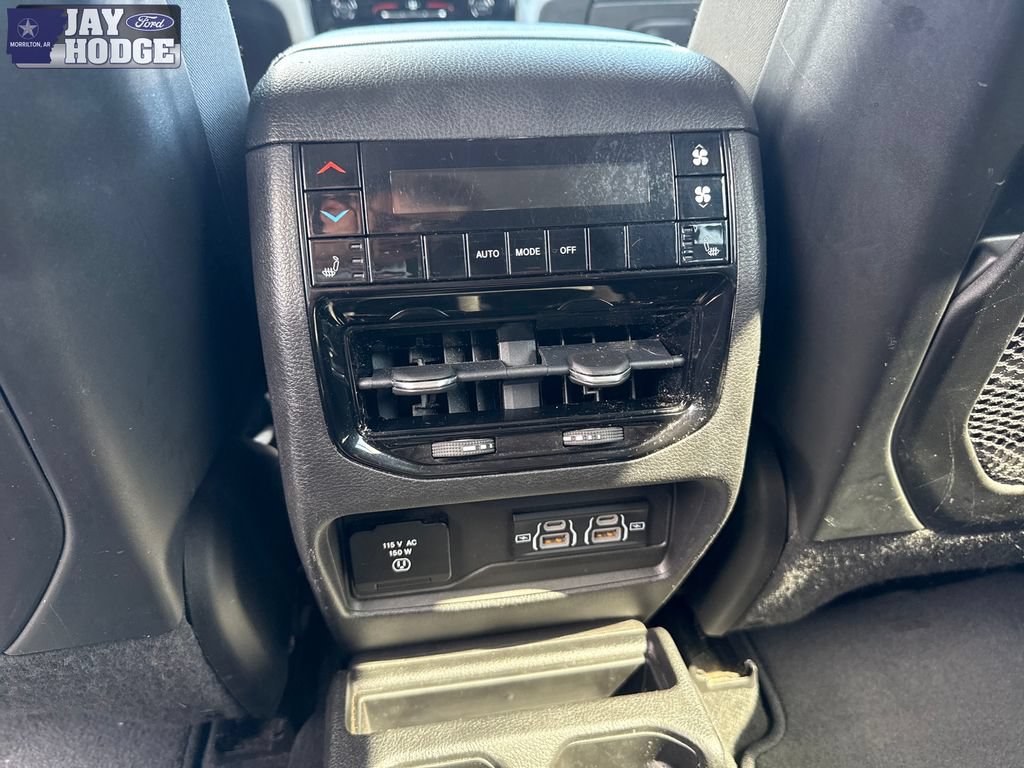 Used 2022 Jeep Grand Cherokee L Limited AWD/4WD image 35