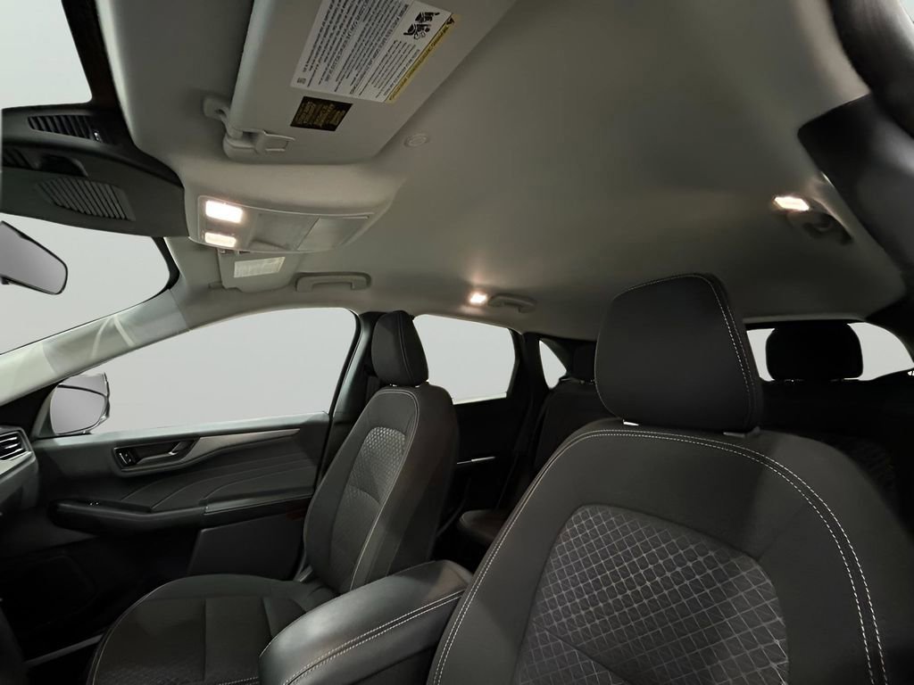 Certified 2024 Ford Escape Active w/ Cold Weather Package image 19