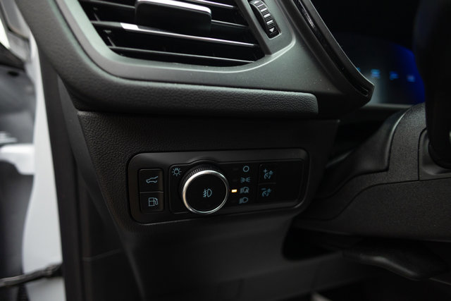 Certified 2025 Ford Escape ST-Line Elite w/ Class II Trailer Tow Package image 14