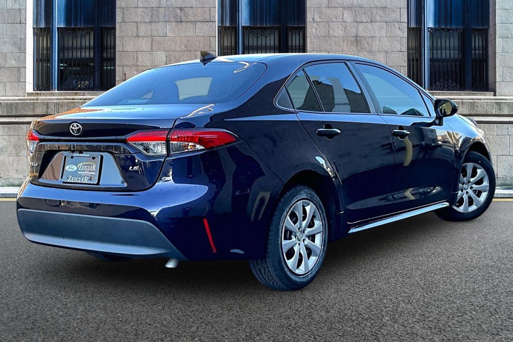 Used 2024 Toyota Corolla LE FWD image 11