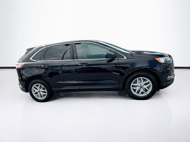 Certified 2022 Ford Edge SEL w/ Convenience Package AWD/4WD image 12