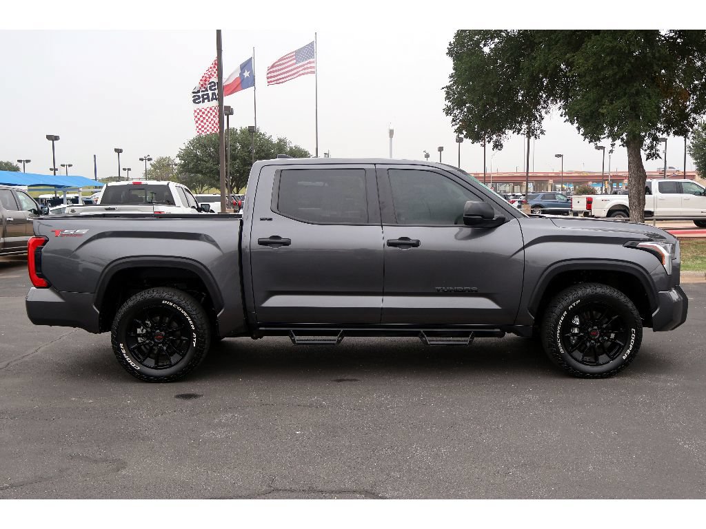 Used 2023 Toyota Tundra SR5 AWD/4WD image 11