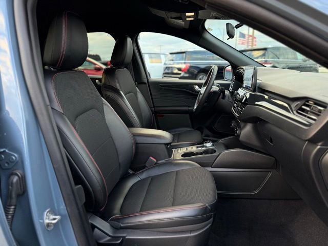Certified 2025 Ford Escape ST-Line Elite image 27