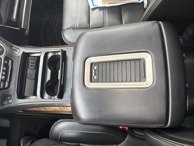 Used 2019 GMC Yukon Denali w/ Open Road Package image 27