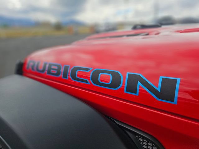 Used 2024 Jeep Wrangler Unlimited Rubicon 4xe AWD/4WD image 9