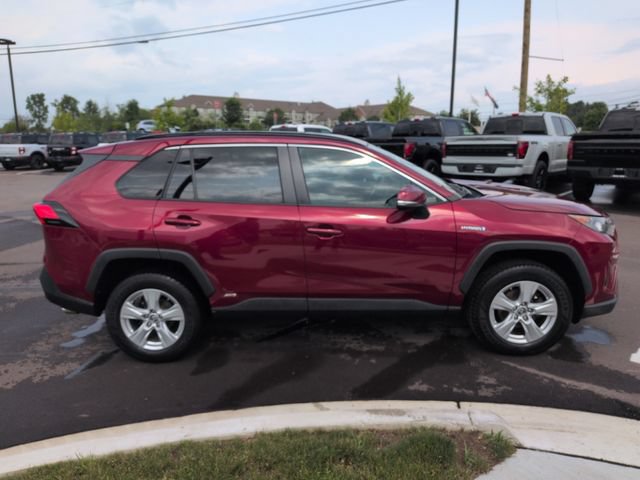 Used 2019 Toyota RAV4 LE w/ Carpet Mat Package AWD/4WD image 6