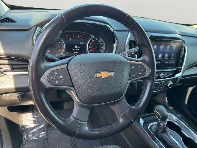 Used 2021 Chevrolet Traverse LT image 16