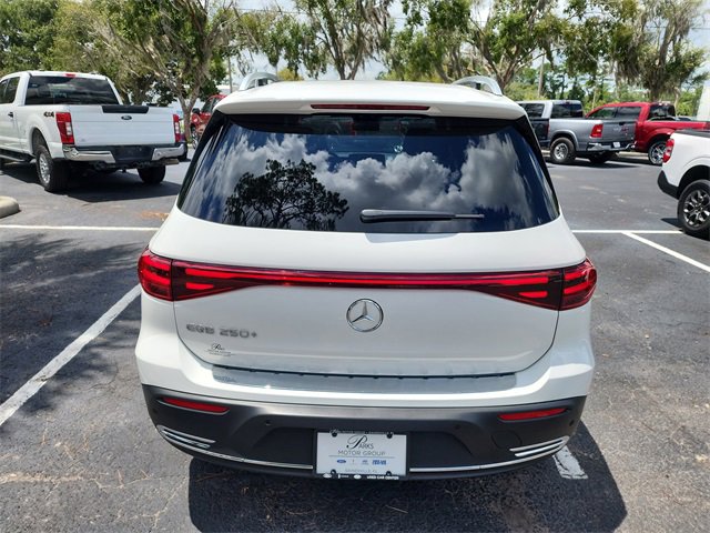 Used 2024 Mercedes-Benz EQB 250+ image 4