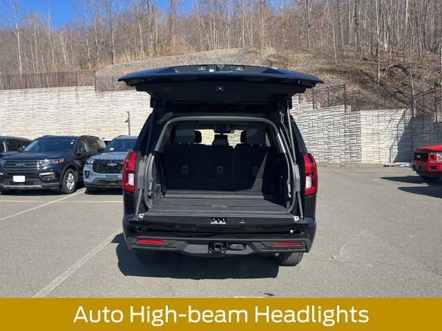 Certified 2025 Ford Expedition Active image 17