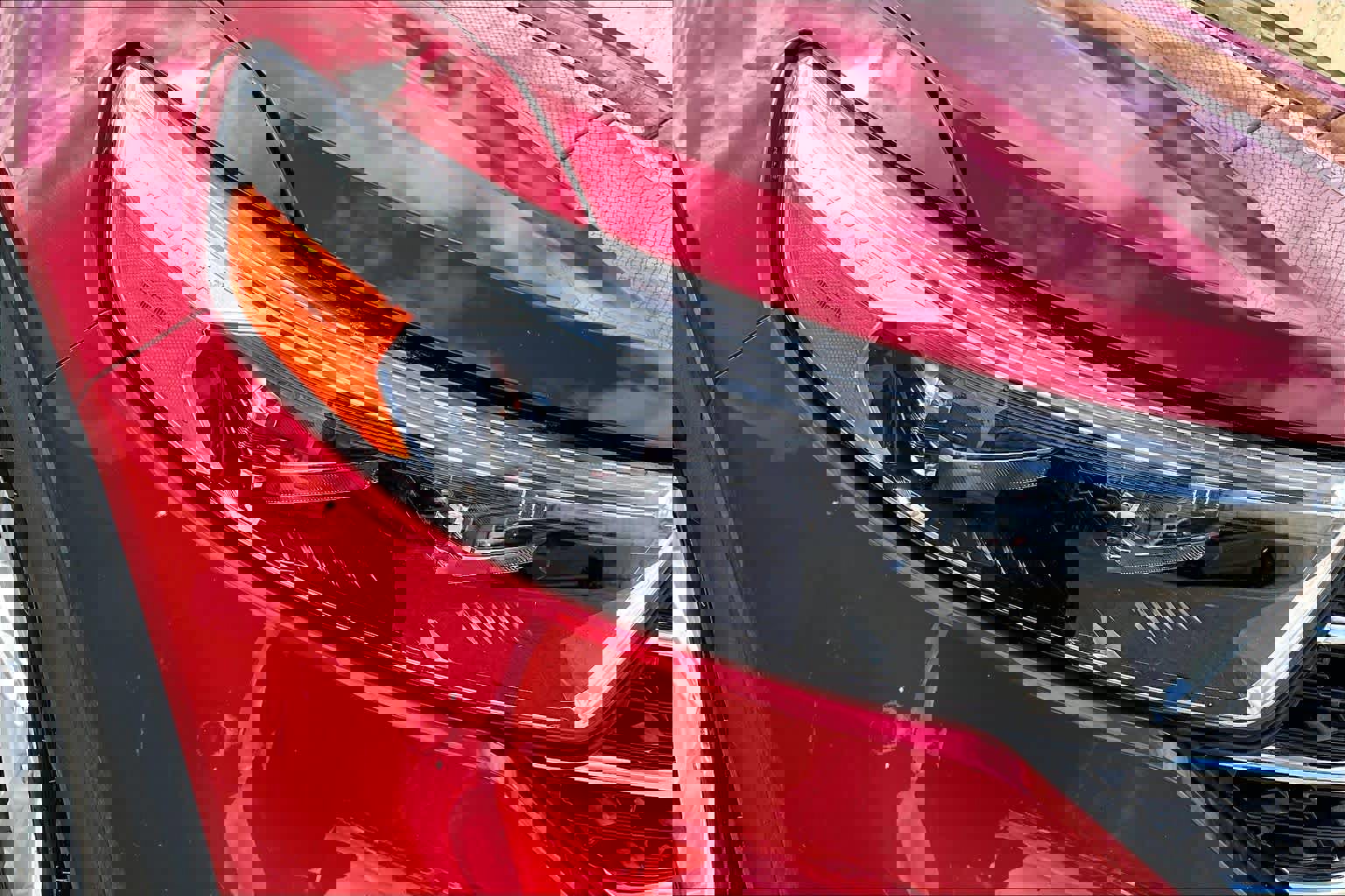 Certified 2022 Ford Explorer XLT w/ Equipment Group 202A image 28