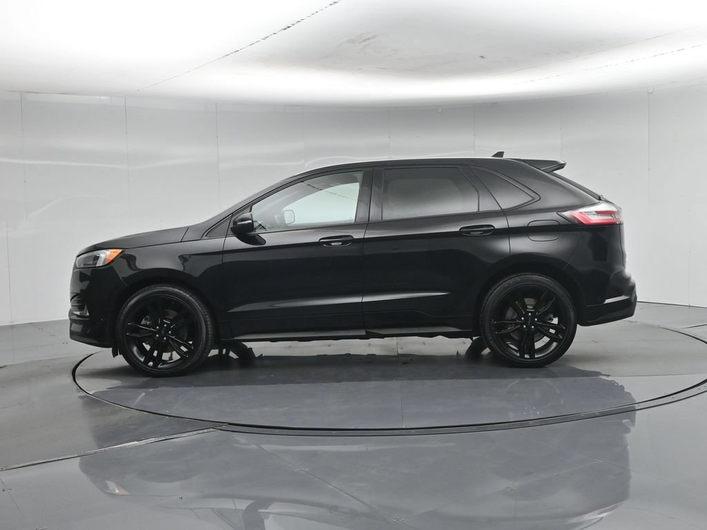 Certified 2019 Ford Edge ST w/ Equipment Group 401A AWD/4WD image 30