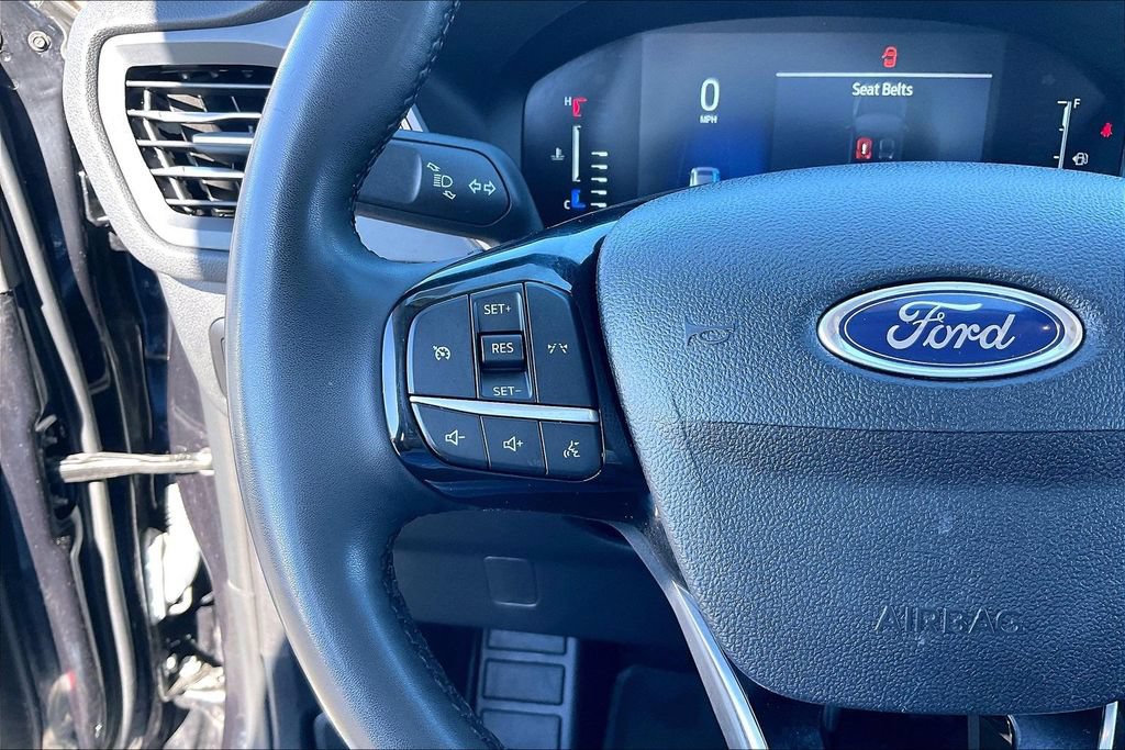 Certified 2023 Ford Escape Active AWD/4WD image 17