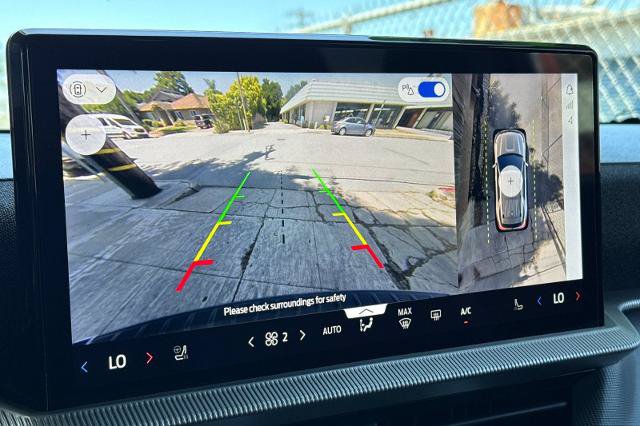 Certified 2025 Ford Explorer ST-Line AWD/4WD image 19
