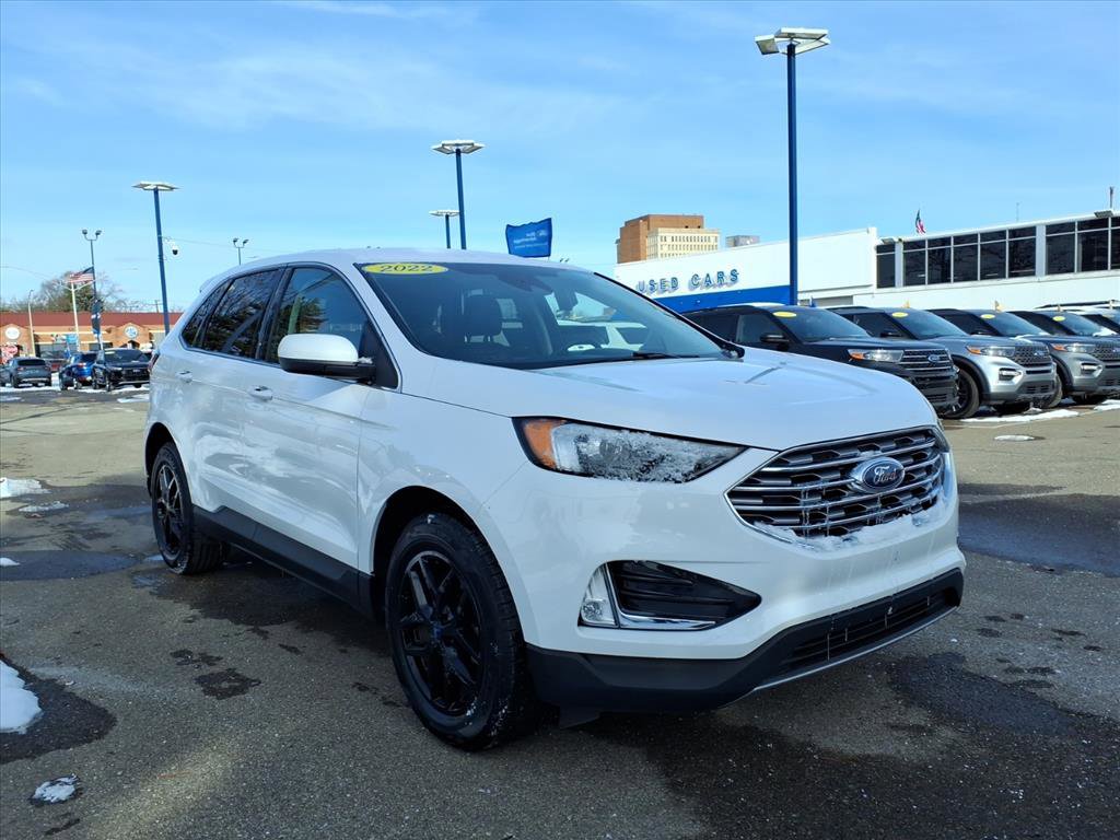 Certified 2022 Ford Edge SEL w/ Convenience Package image 3