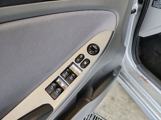 Used 2017 Hyundai Accent Value Edition image 19