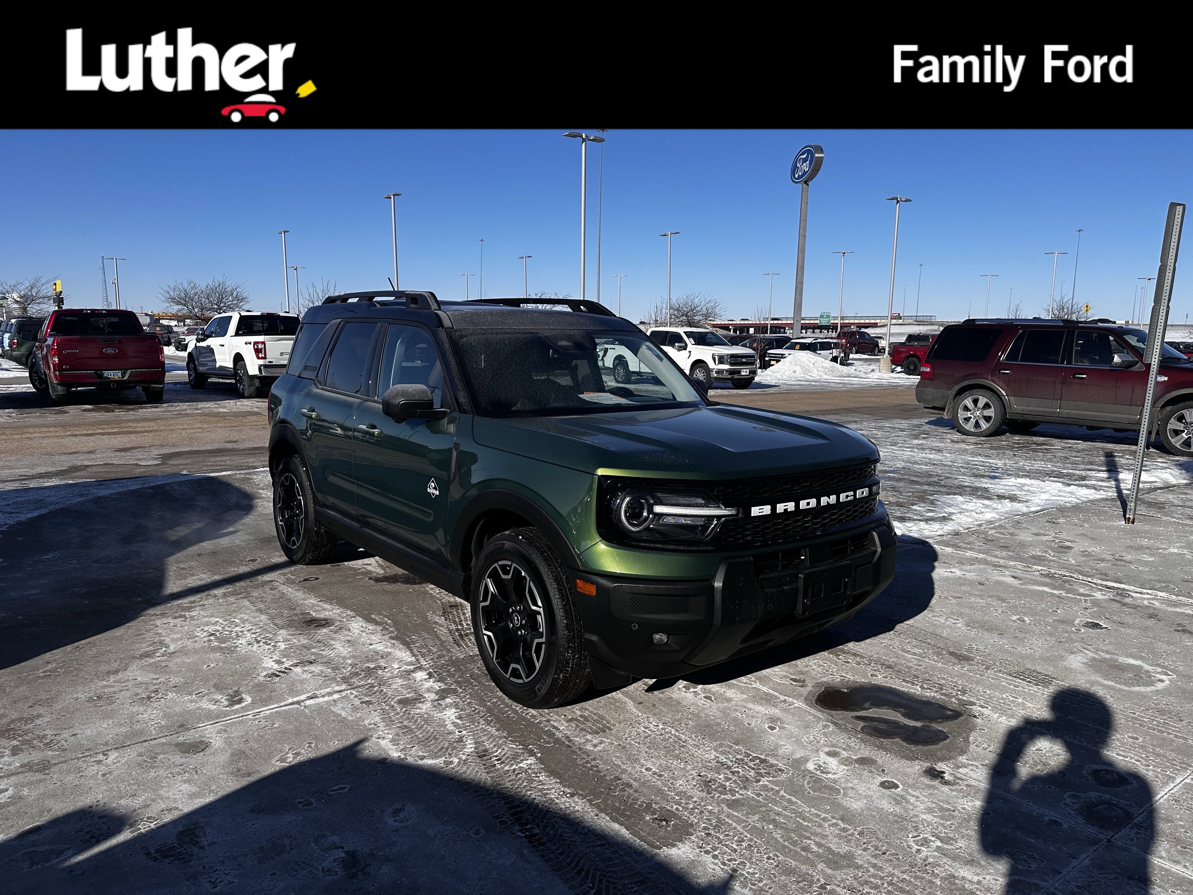 Certified 2025 Ford Bronco Sport Outer Banks w/ Outer Banks Tech Package+ image 1