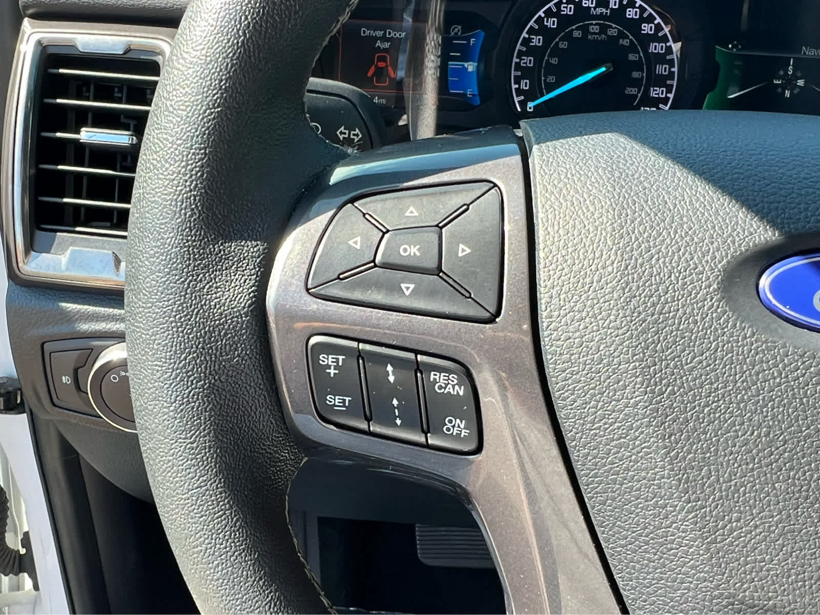 Certified 2019 Ford Ranger Lariat w/ Equipment Group 501A Mid AWD/4WD image 32