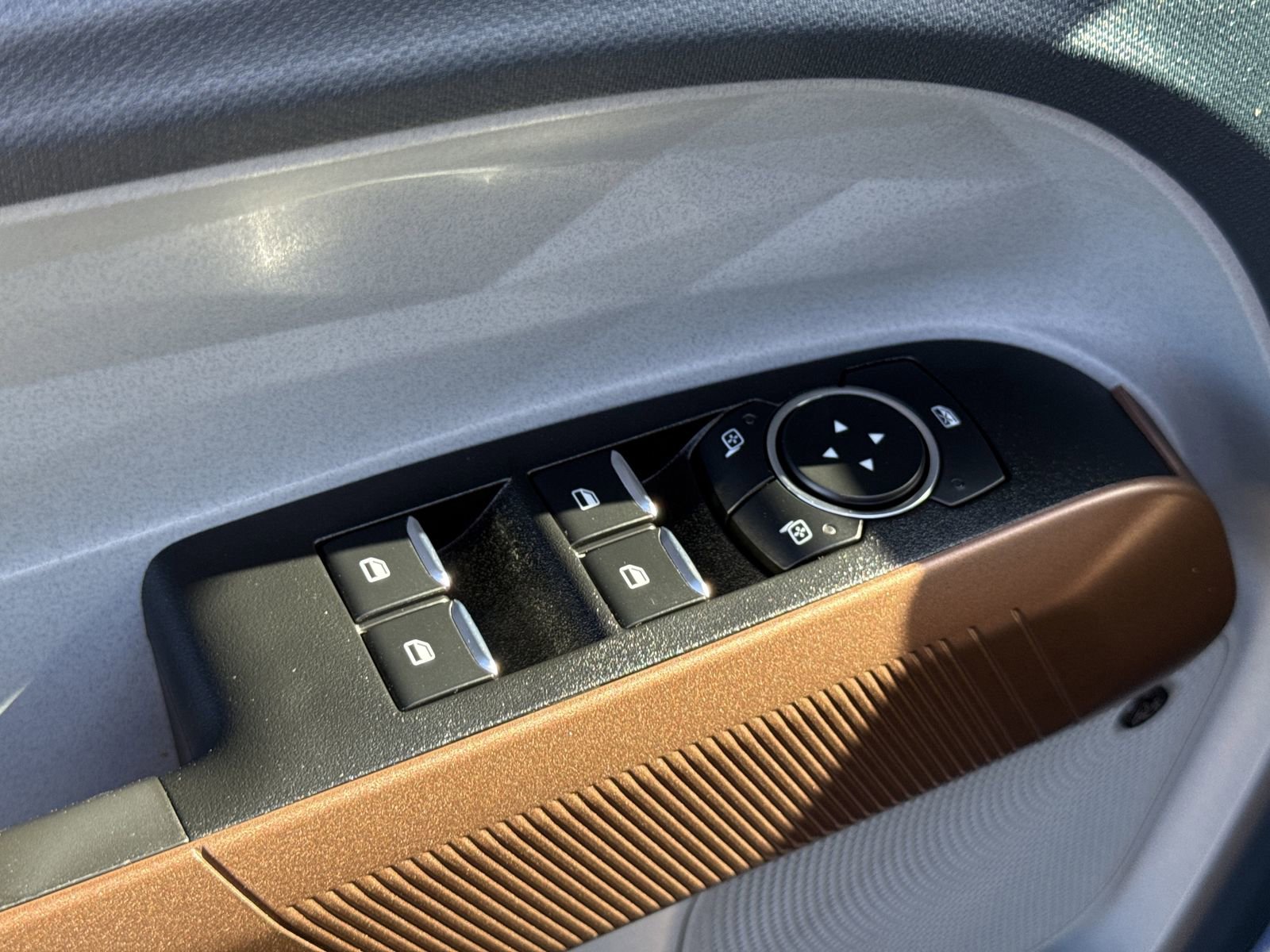 Certified 2024 Ford Maverick Lariat w/ 4K Tow Package image 16