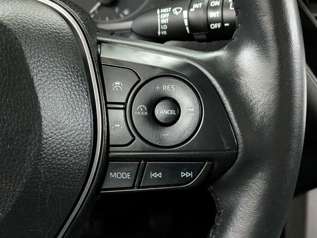 Used 2024 Toyota Corolla Cross LE image 23