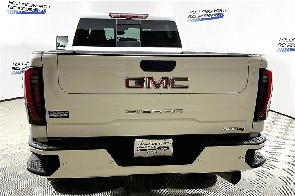 Used 2024 GMC Sierra 2500 AT4 w/ AT4 Premium Plus Package image 4
