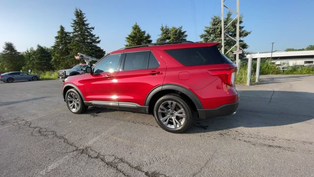 Certified 2023 Ford Explorer XLT w/ Equipment Group 202A AWD/4WD image 7