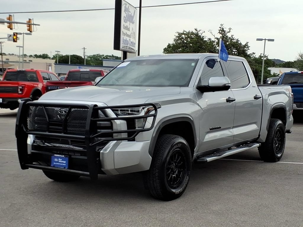 Used 2023 Toyota Tundra Limited AWD/4WD image 14