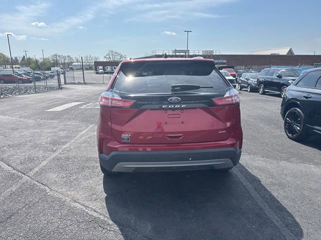 Certified 2022 Ford Edge SEL w/ Convenience Package image 3