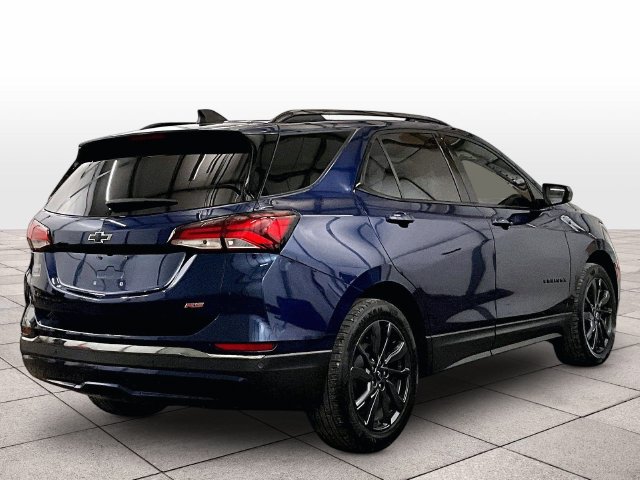 Used 2023 Chevrolet Equinox RS AWD/4WD image 11