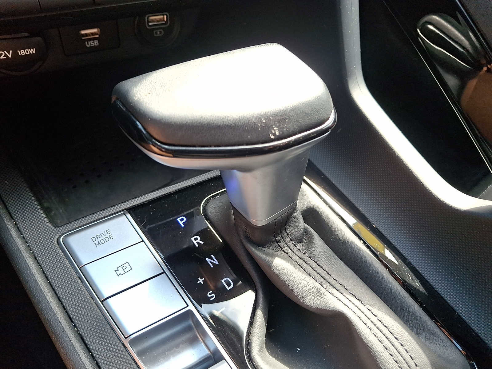 Used 2023 Hyundai Elantra SEL w/ Convenience Package FWD image 14