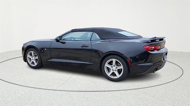 Used 2023 Chevrolet Camaro LT image 5