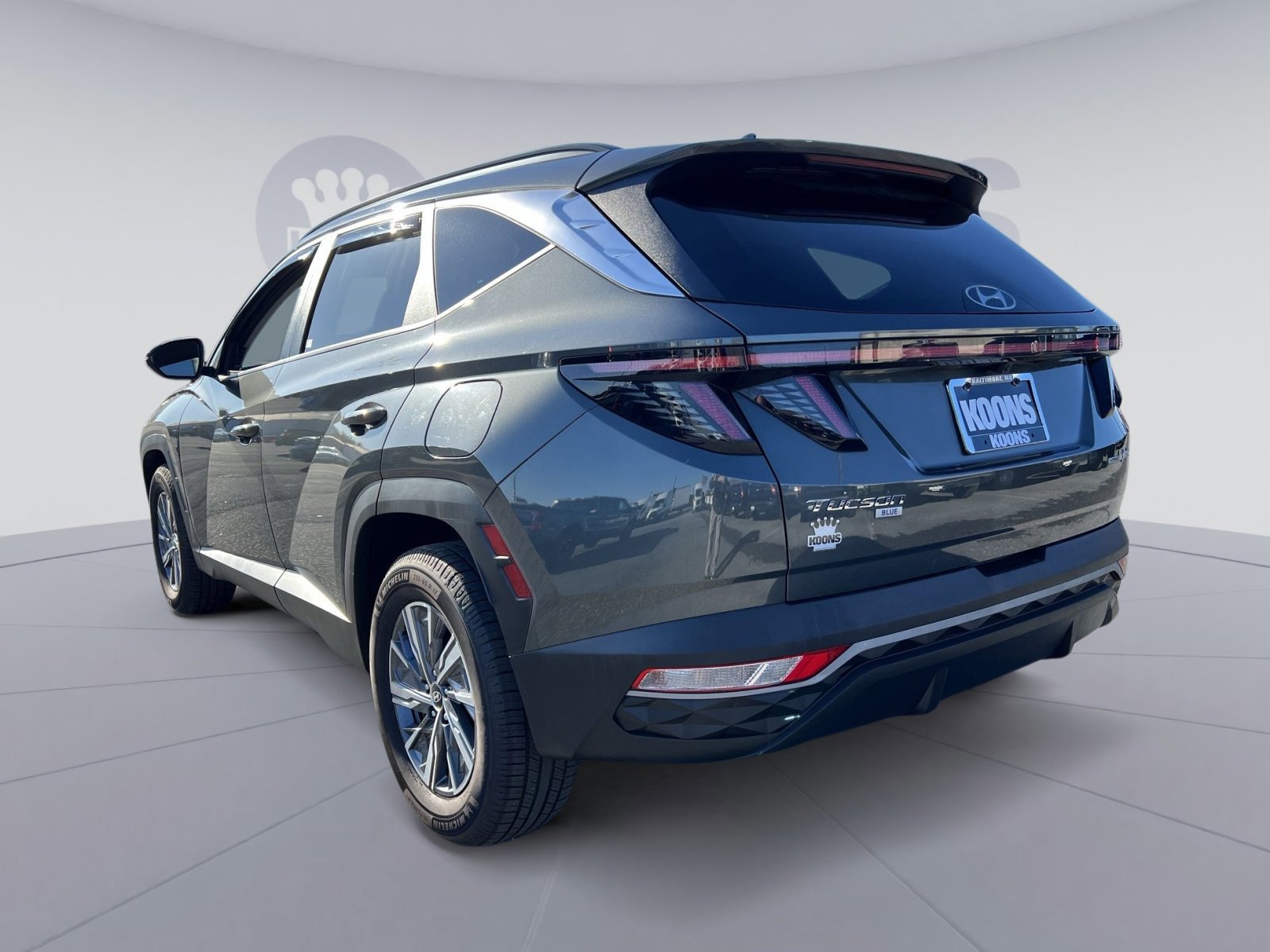 Used 2022 Hyundai Tucson Blue w/ Cargo Package image 5