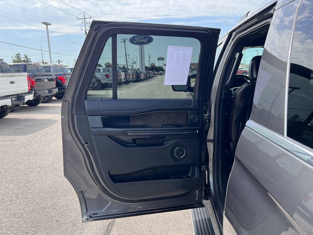 Certified 2021 Ford Expedition Max Limited AWD/4WD image 14