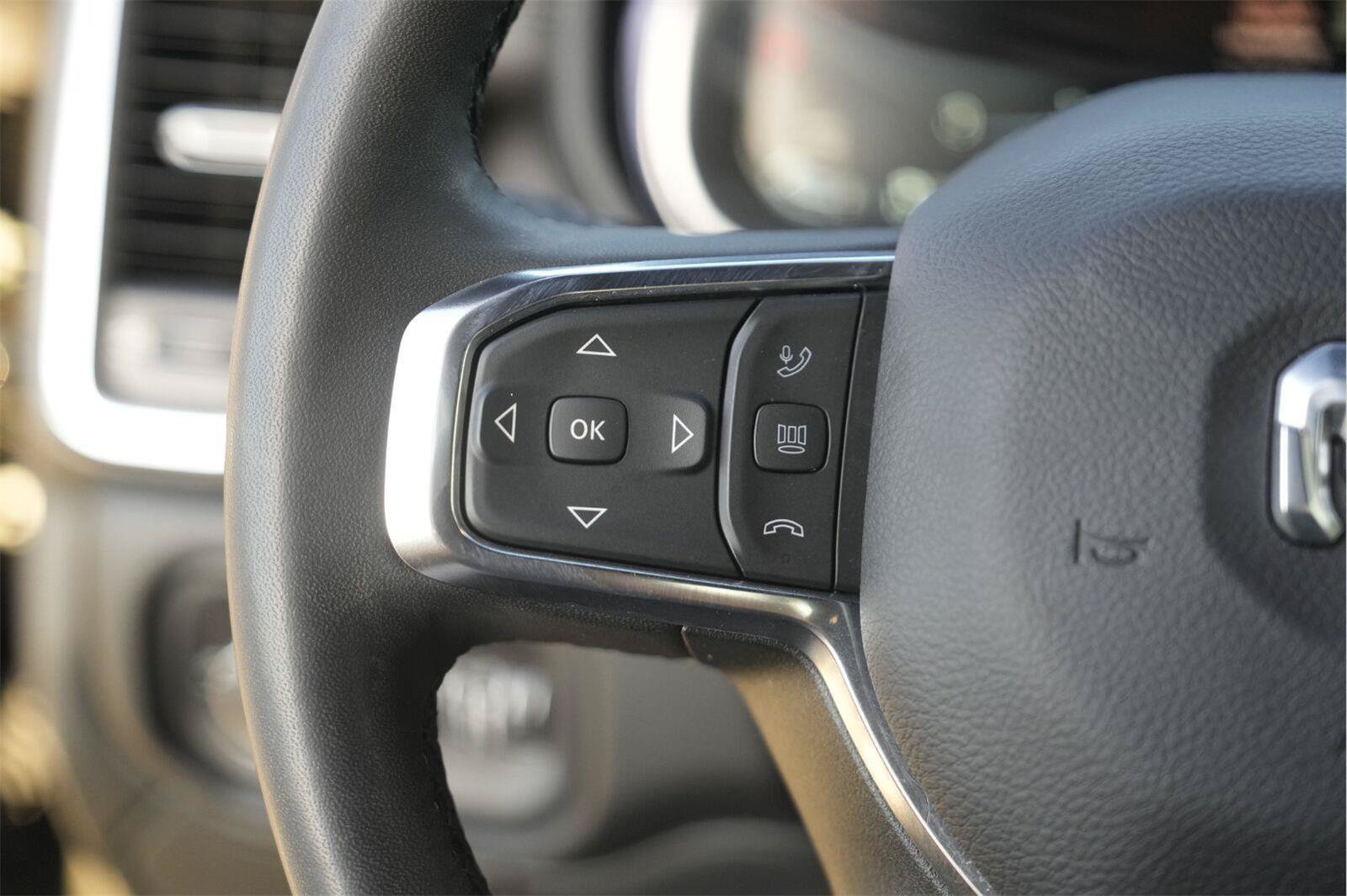 Used 2025 RAM 2500 Laramie AWD/4WD image 22