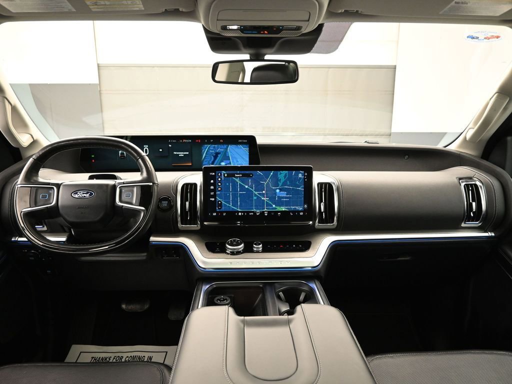 Certified 2025 Ford Expedition Max Platinum image 26