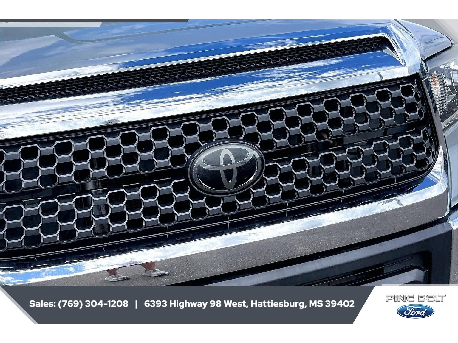 Used 2020 Toyota Tundra SR5 w/ SR5 Leather Package AWD/4WD image 22