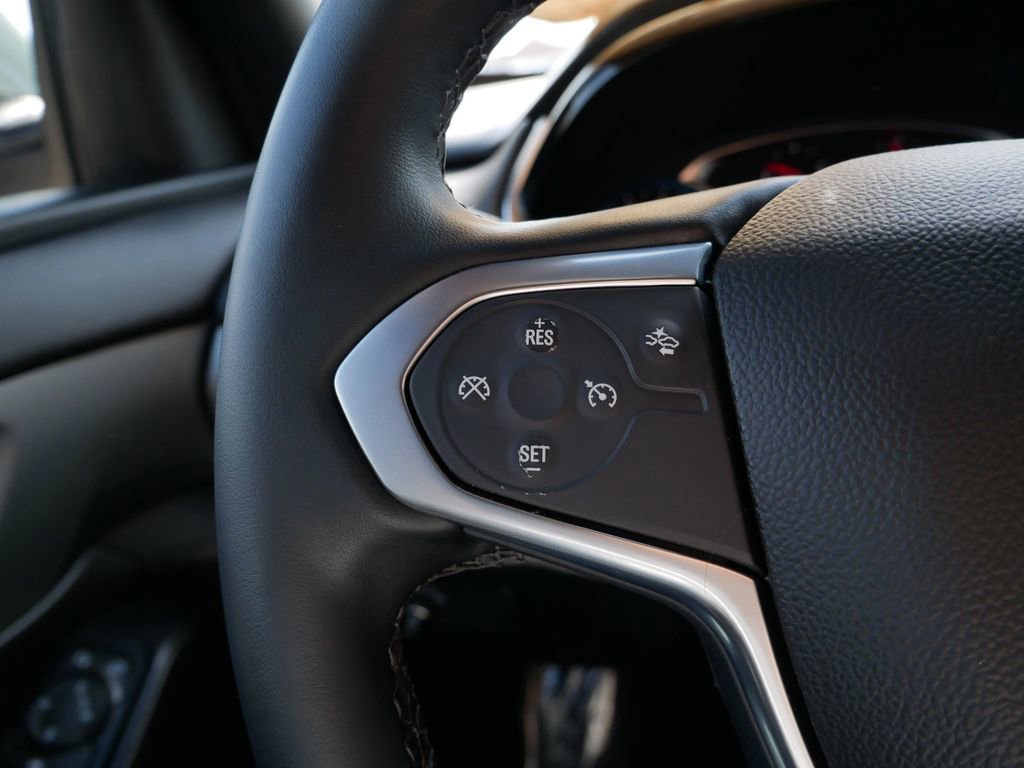 Used 2023 Chevrolet Traverse LT image 20