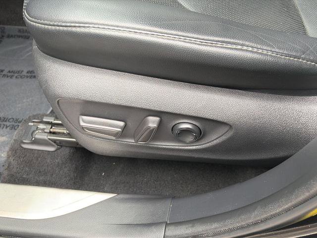 Used 2021 Toyota Highlander Platinum image 15