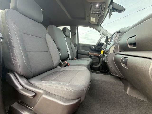 Used 2020 Chevrolet Silverado 1500 LT w/ LT Value Package AWD/4WD image 21