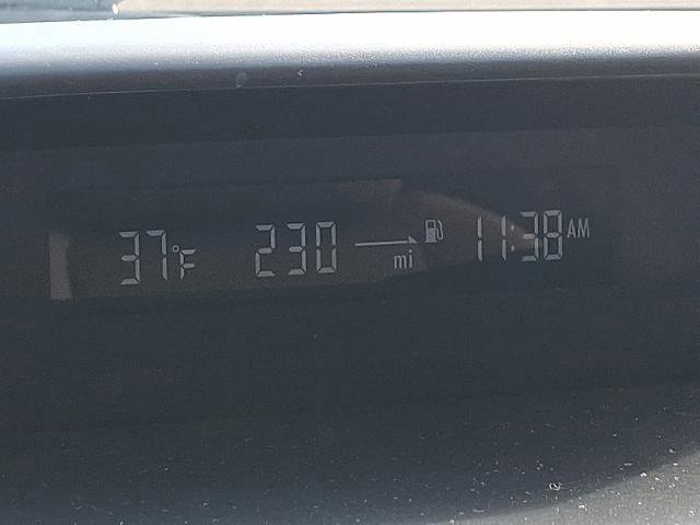 Used 2019 Subaru Crosstrek 2.0i Premium w/ Moonroof Package image 26