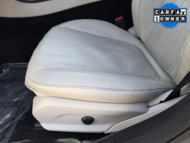 Used 2018 Mercedes-Benz E 300 4MATIC w/ Premium 2 Package image 20