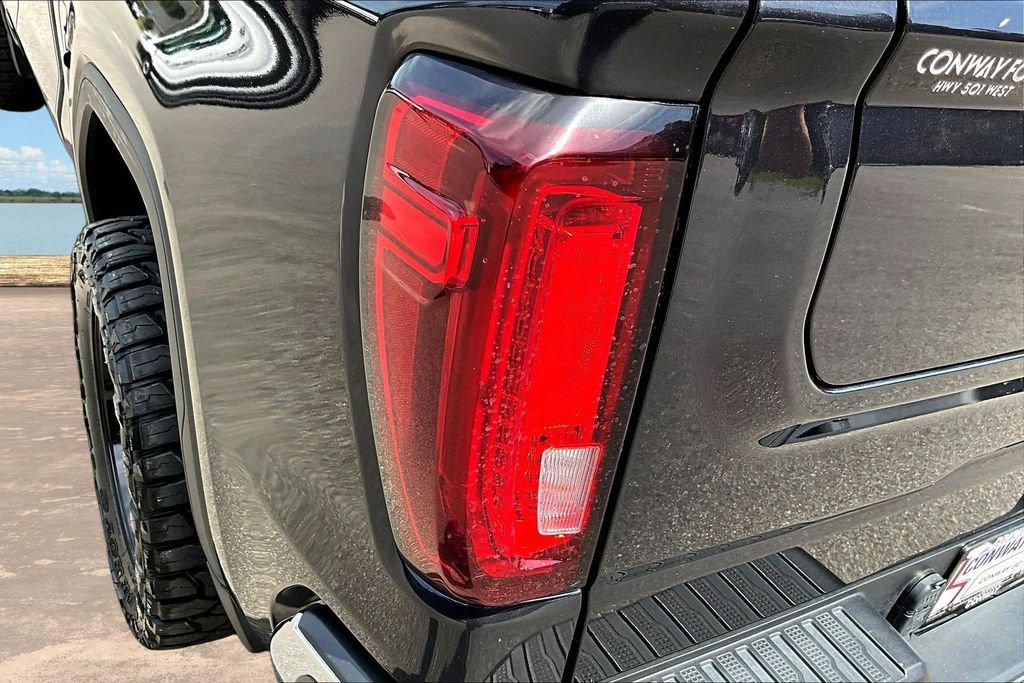 Used 2025 GMC Sierra 1500 SLT AWD/4WD image 26