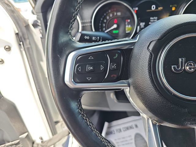 Used 2022 Jeep Wrangler Unlimited Sahara w/ Cold Weather Group AWD/4WD image 17