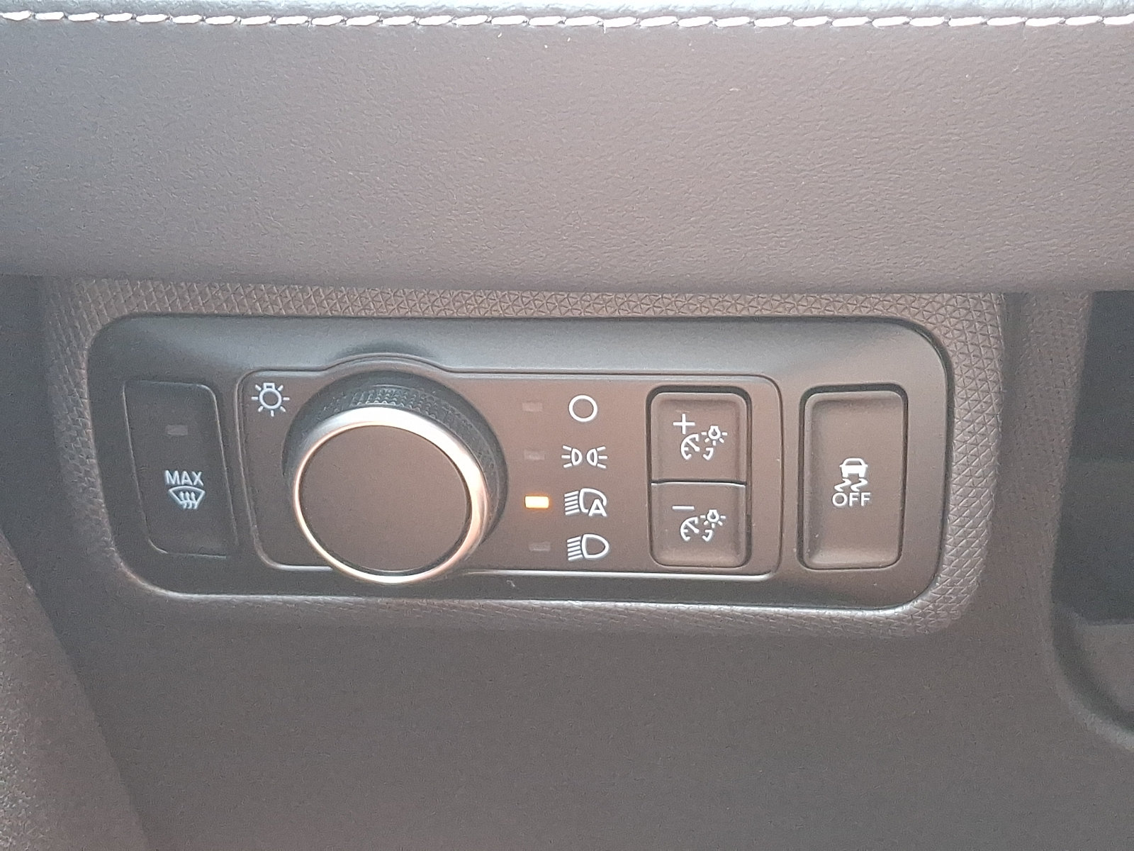 Certified 2023 Ford Mustang Mach-E Select AWD/4WD image 23