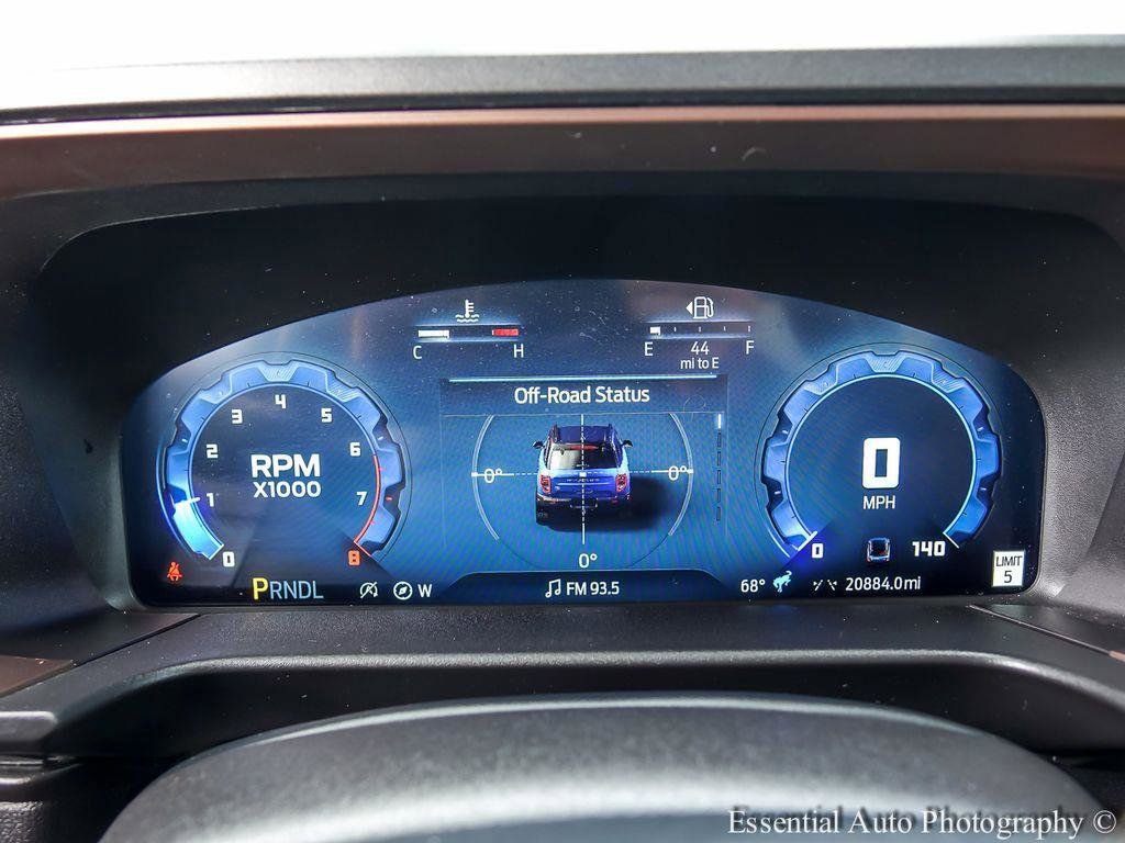 Certified 2025 Ford Bronco Sport Outer Banks w/ Outer Banks Tech Package+ AWD/4WD image 13