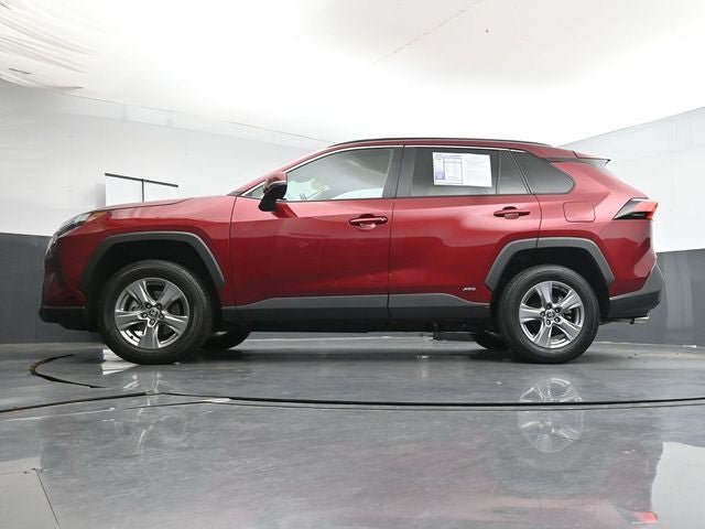 Used 2024 Toyota RAV4 XLE AWD/4WD image 30