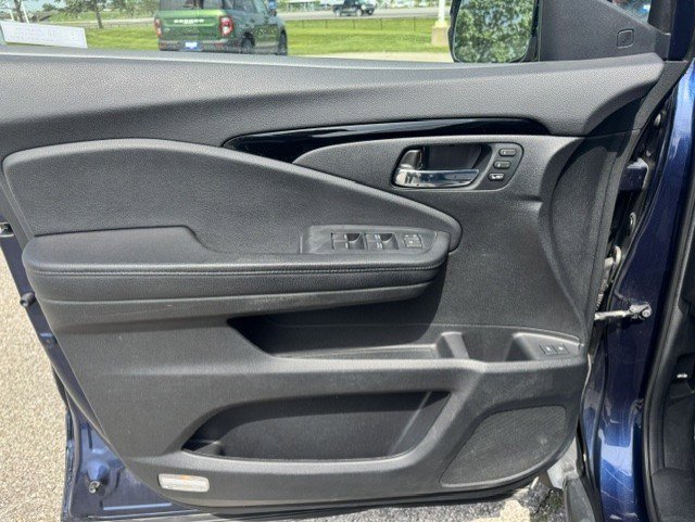 Used 2021 Honda Passport Elite image 11